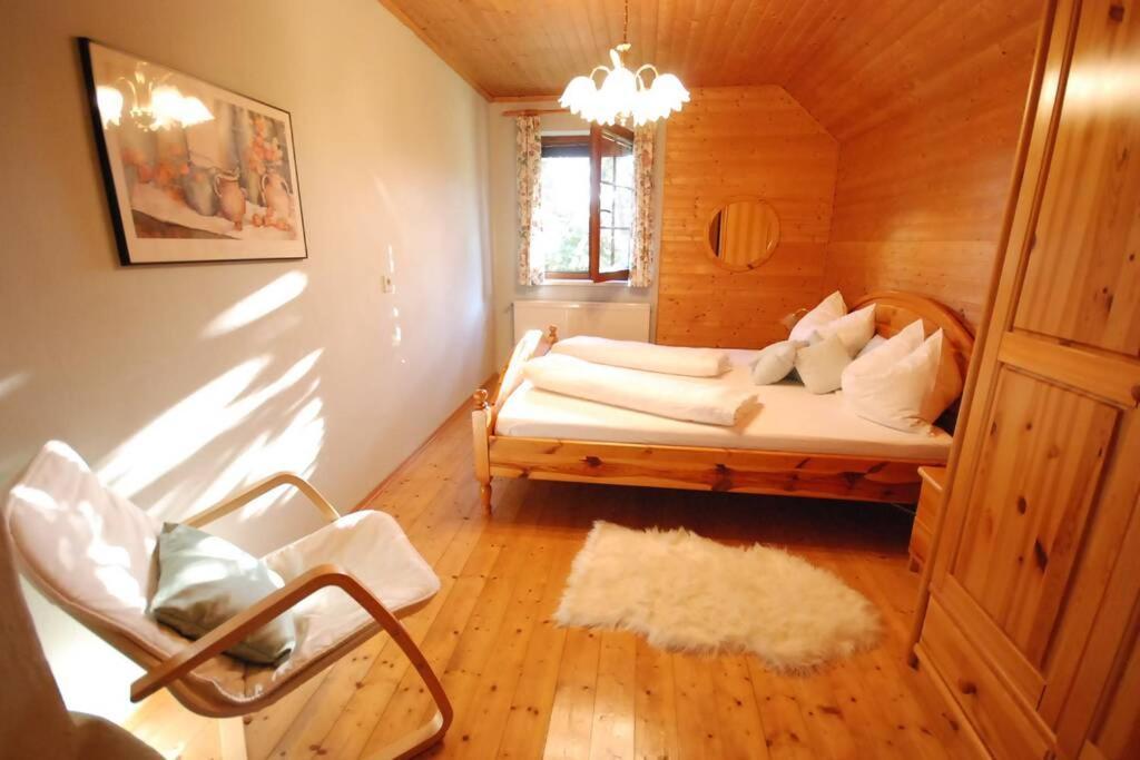 *Appartement Elfie* Kaerntner Seen Фельден-ам-Вёртер-Зе Экстерьер фото